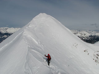 Salita con ciaspole a Cima Menna (2300 m.) da Zorzone con tanta neve e tanto freddo il 22 febbraio 09  - FOTOGALLERY